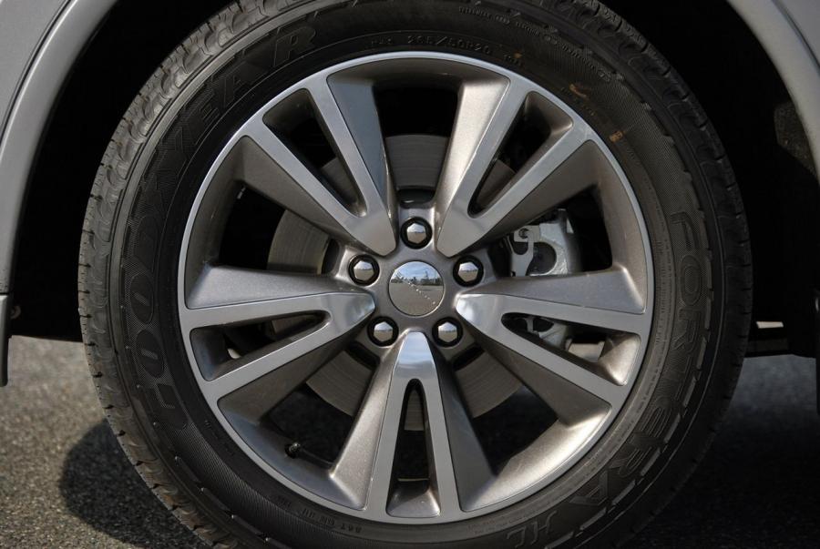  Dodge Durango RT 2013 года  (фото 3 из 33)